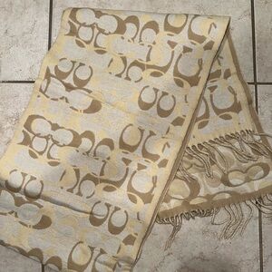 Coach Tan and Cream Signature Scarf
